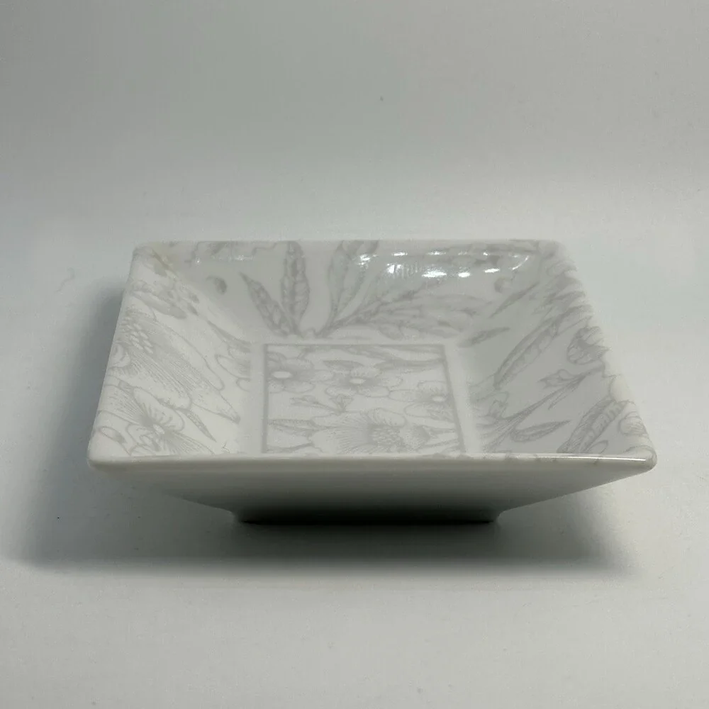Rare Tiffany & Co Clinique Porcelain Trinket Jewelry Vanity Tray Plate Soap Dish